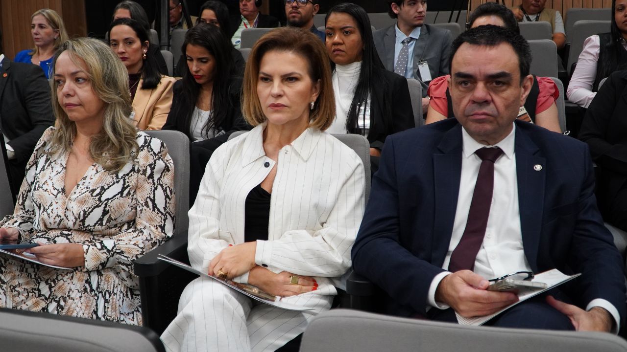 jaqueline cnj maio