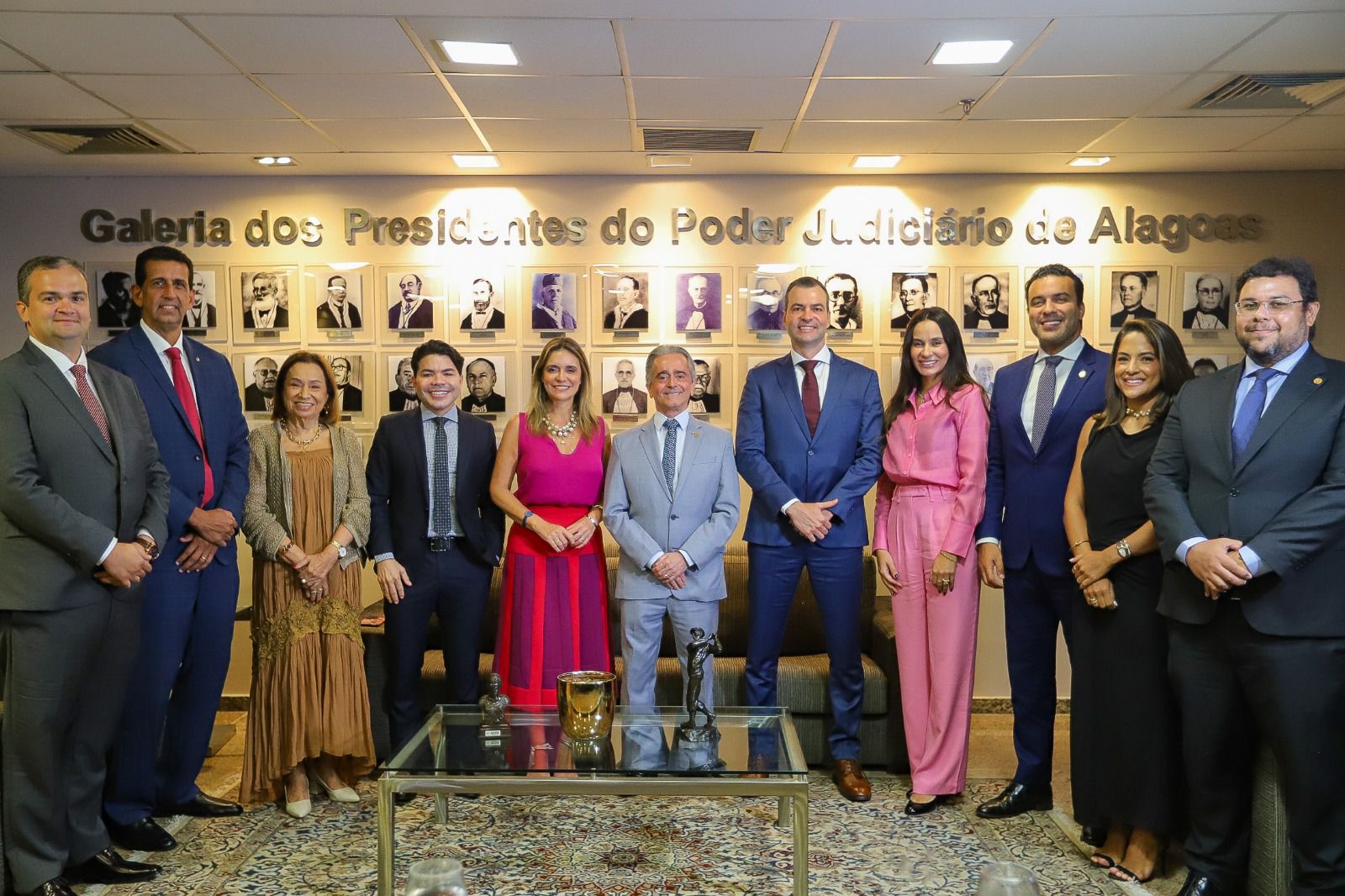 Presidente da AMAPAR acompanha diretoria da AMAPAR durante encontro com o presidente do TJAL