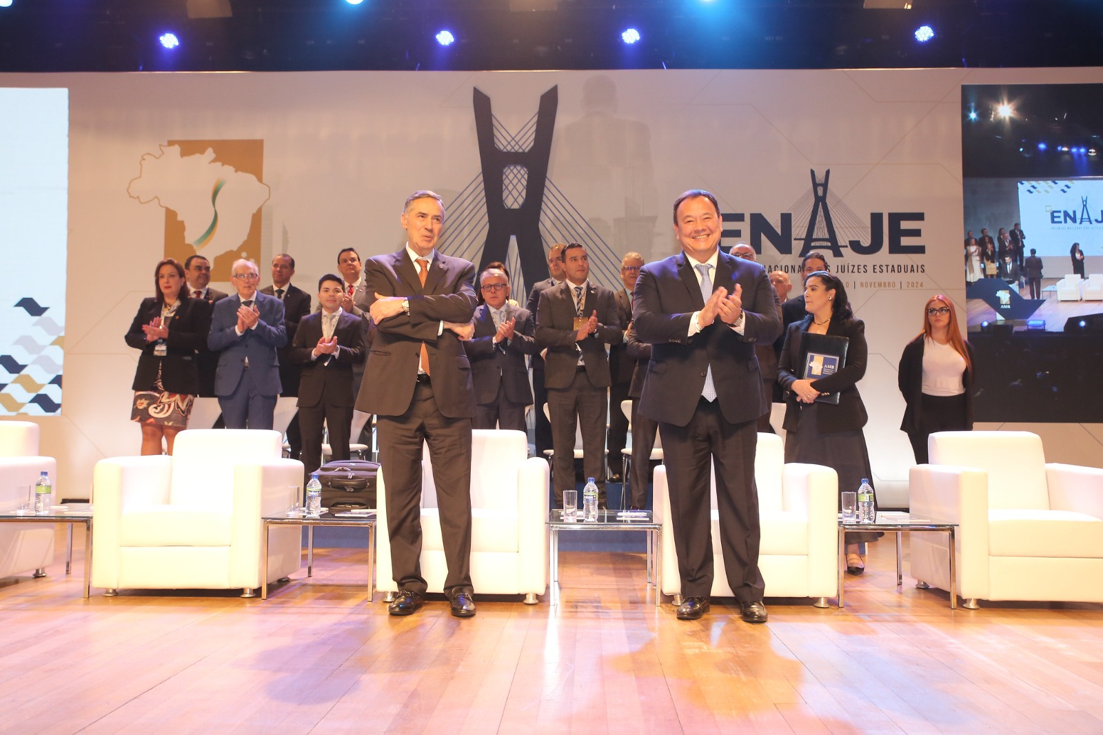 Com participação de destaque da delegação da AMAPAR, Enaje reúne mais de 1200 magistrados e magistradas em SP 