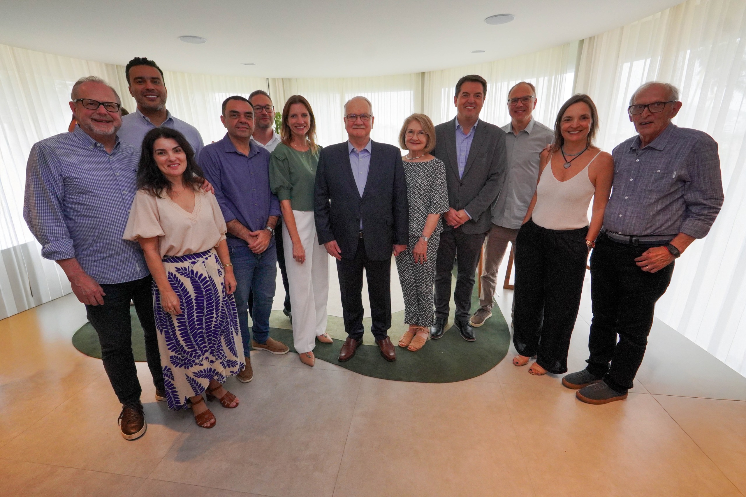 Presidente da AMAPAR participa de encontro com o ministro Edson Fachin