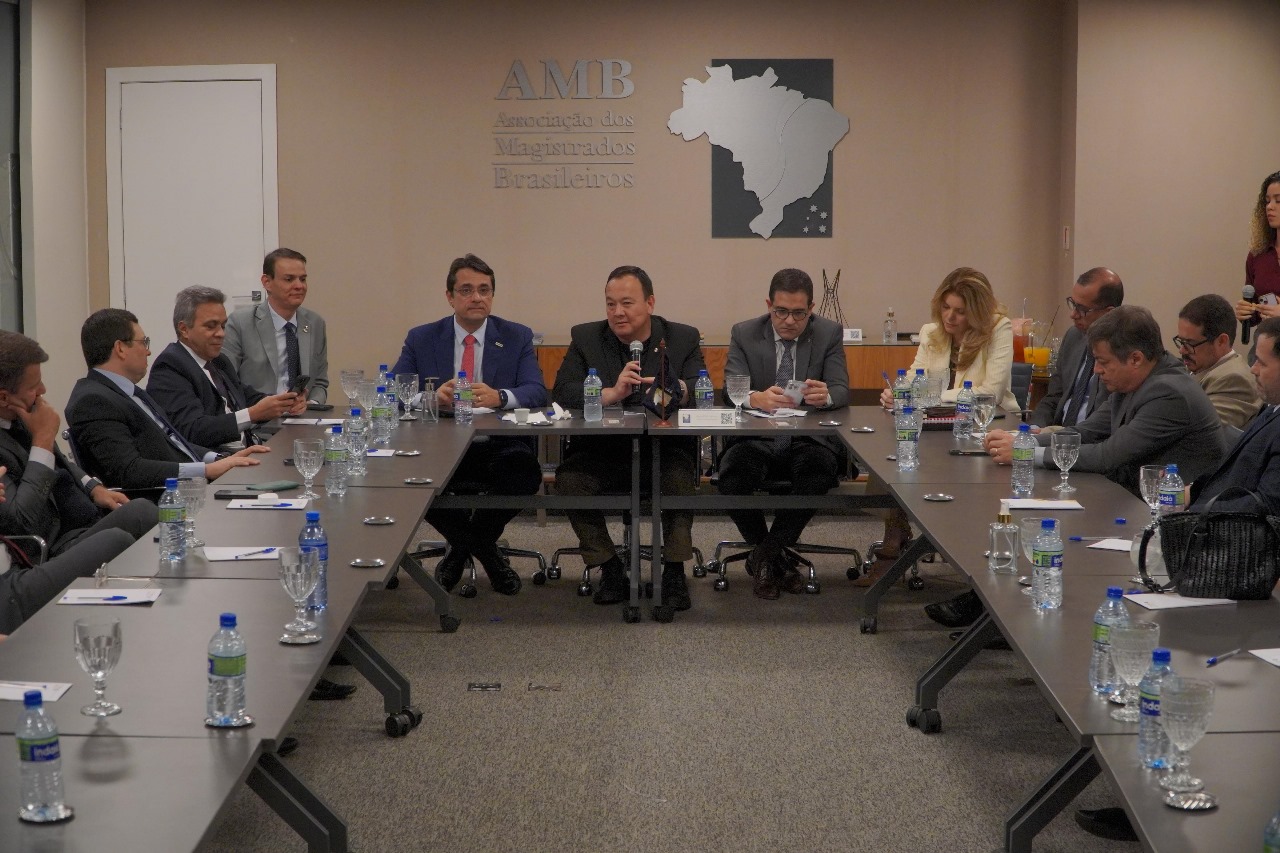 Integrantes da Frentas defendem ampliar o diálogo com o Congresso sobre a reforma administrativa