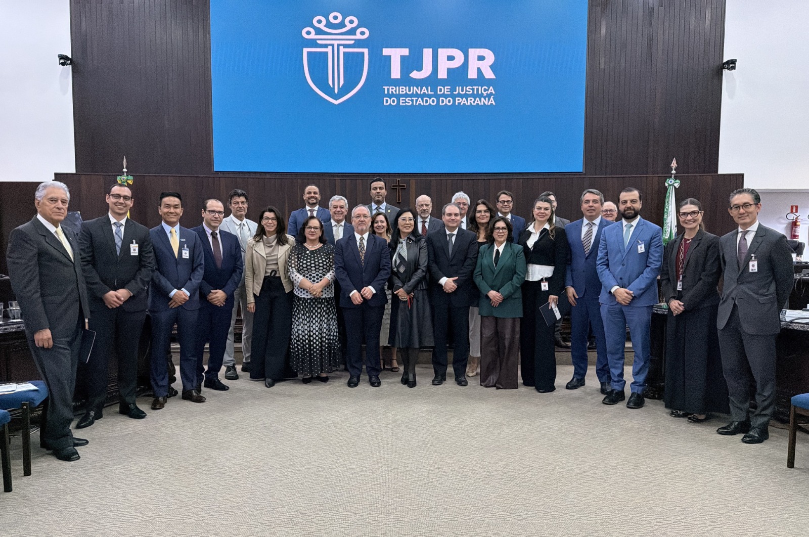 Presidente da AMAPAR prestigia o lançamento de sistema de gestão integrada das serventias extrajudiciais 