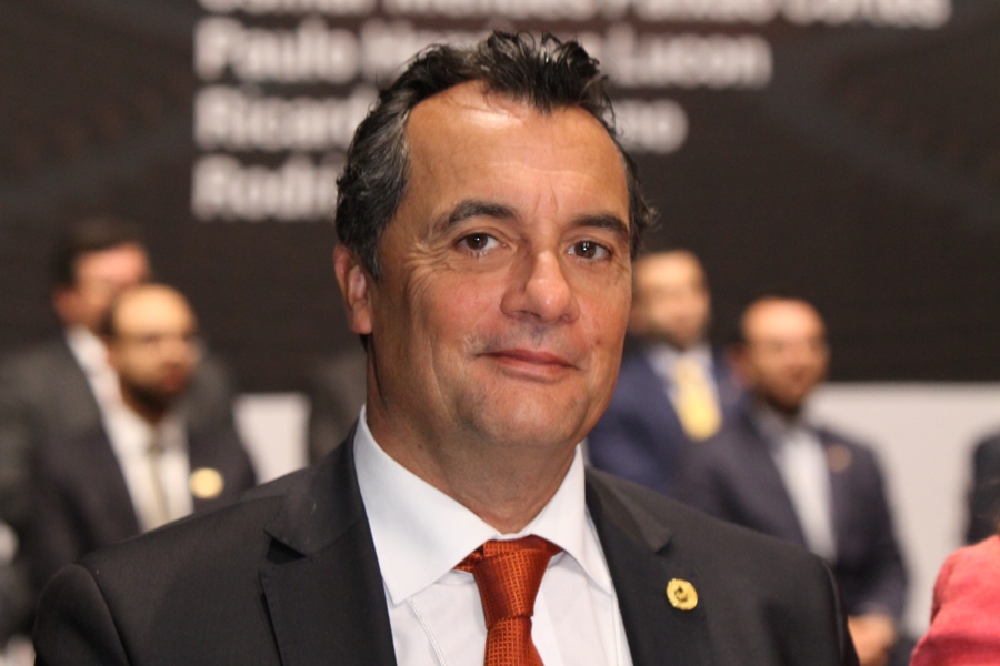 “Na 2ª Vice quero e vou contribuir de maneira a alcançar o maior número possível de cidadãos” - desembargador José Laurindo, ao falar à AMAPAR 