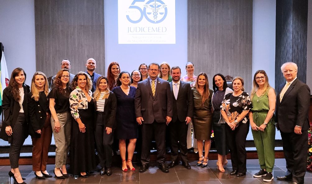 Judicemed celebra 50 anos de dedicação e zelo à magistratura paranaense e familiares 