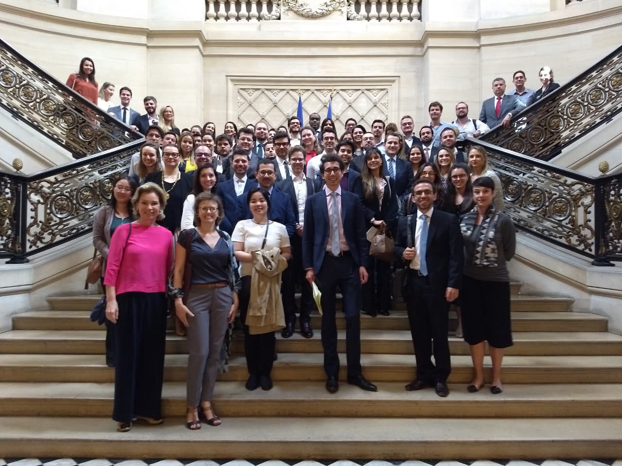 Curso em Lyon (França), com apoio da AMAPAR, recebe elogios dos associados participantes