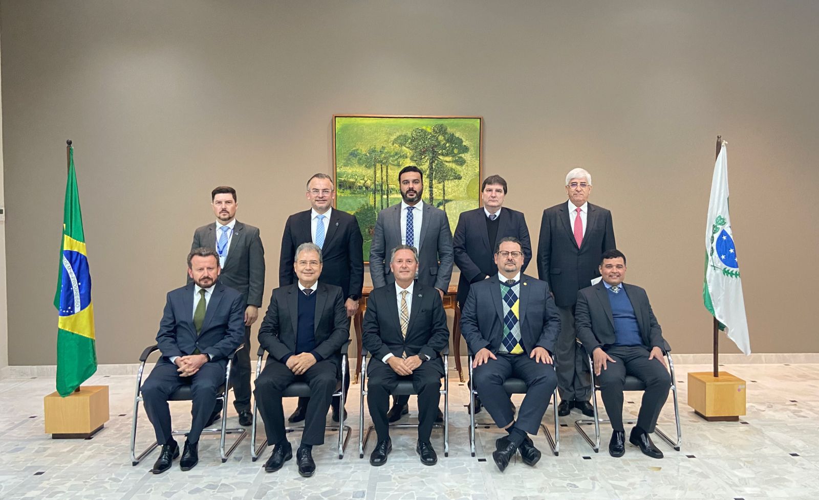 Diretoria da Amapar e juízes de Maringá fazem visita institucional ao presidente do TJPR 