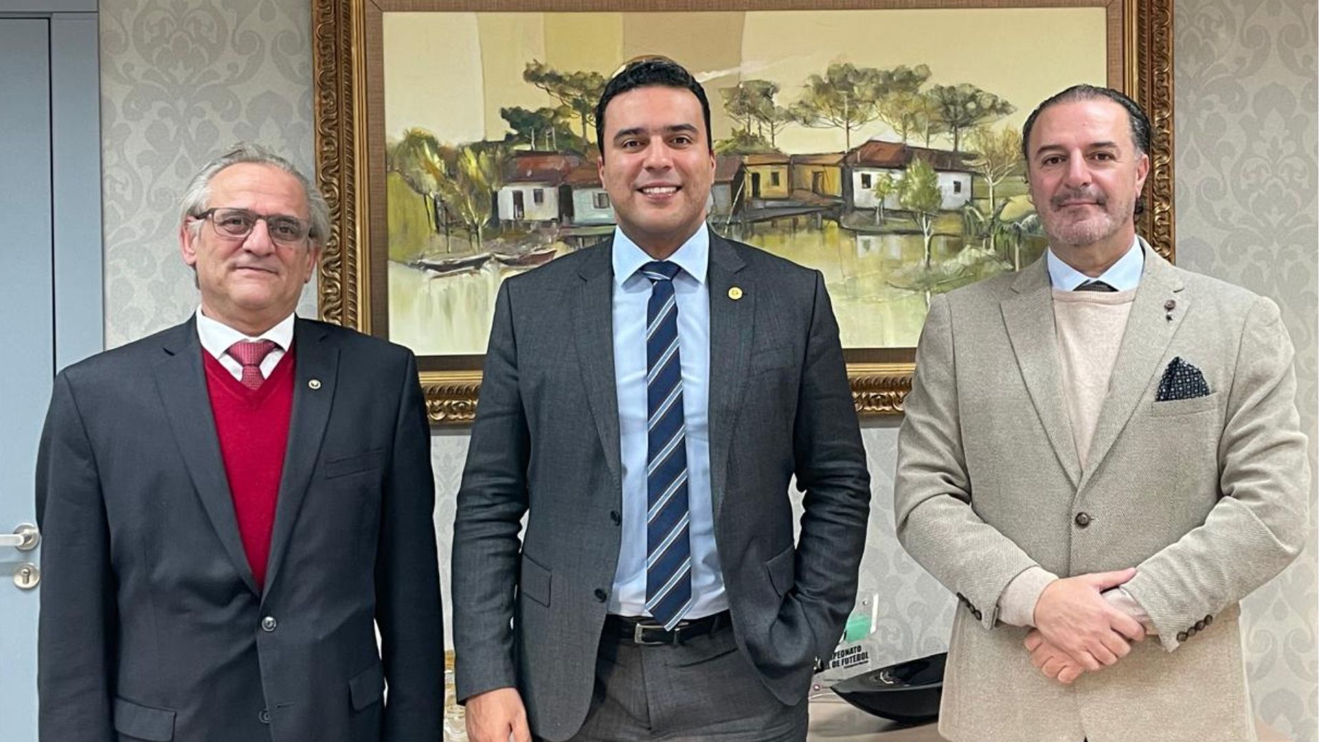 Magistrados coordenadores apresentam o trabalho do programa Moradia Legal ao presidente Marcel Ferreira dos Santos
