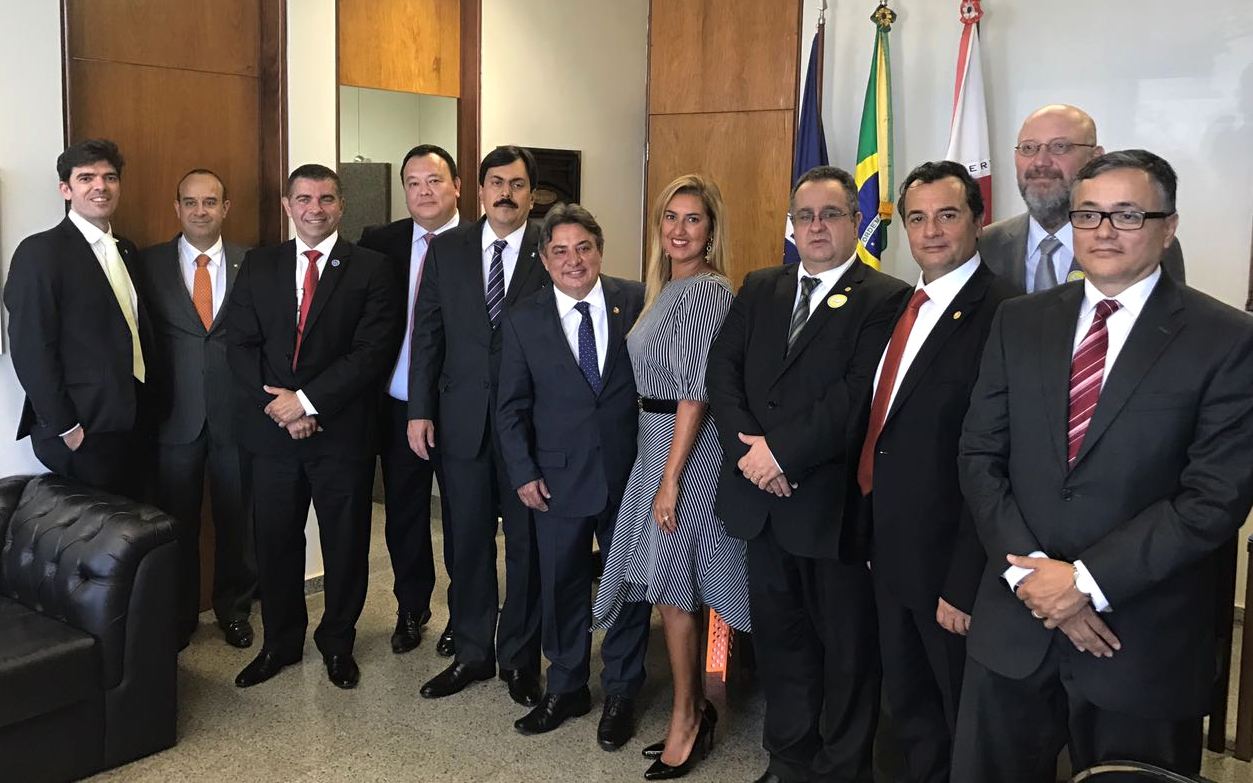 Representantes da magistratura ressaltam aos parlamentares a necessidade de audiências públicas sobre Lei de Execução Penal e PEC do “extrateto”