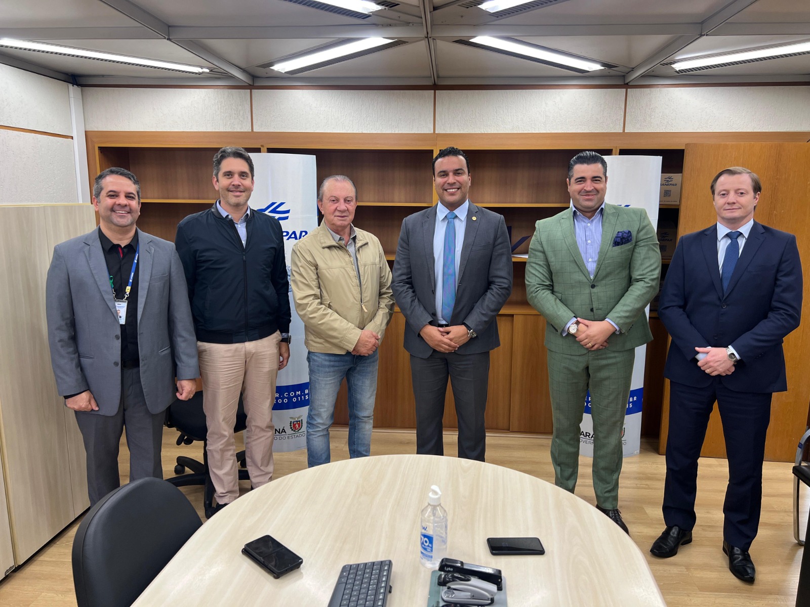 Presidente da AMAPAR faz reunião institucional com membros das diretorias da Sanepar e Copel 