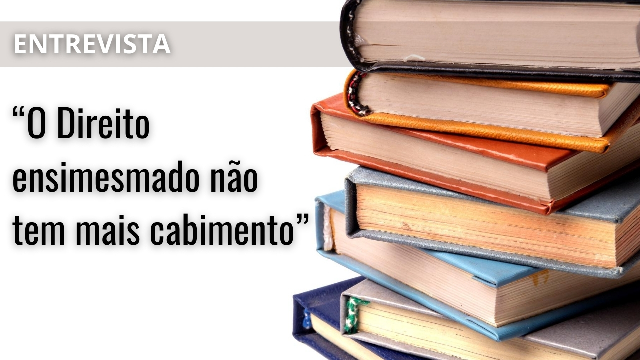  Juiz Tiago Gagliano Pinto Alberto fala do lançamento do livro Teoria do Direito, uma abordagem não convencional 