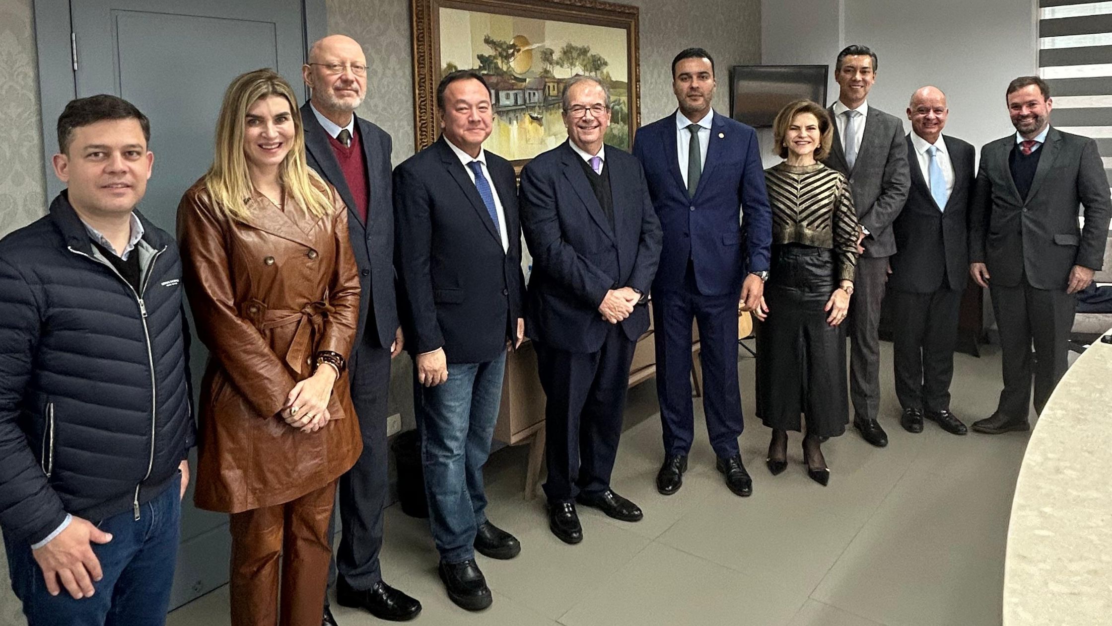 Ministro do STJ, Ricardo Villas Bôas Cueva, faz visita institucional à diretoria da AMAPAR