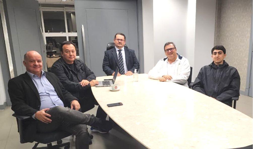 Diretoria da Amapar recepciona desembargador do TJ do Rio de Janeiro 